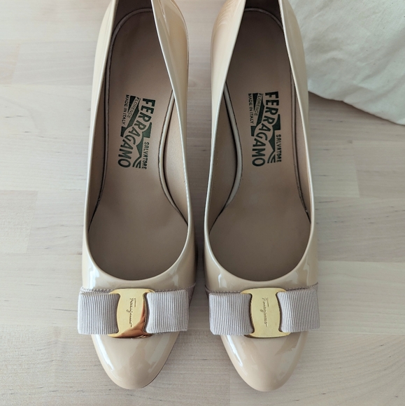 Salvatore Ferragamo Carla Heels 8 B Beige / Nude - Picture 4 of 10